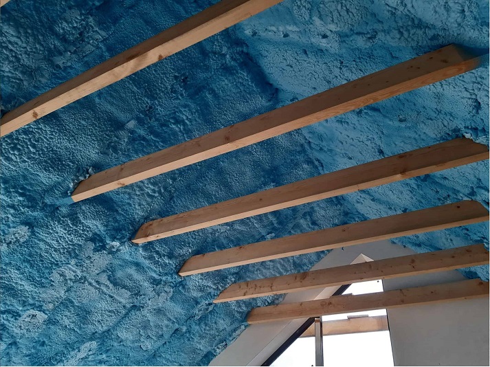 izolacja natryskowa poddasza pianką TermopianaOK - Czechowice-Dziedzice