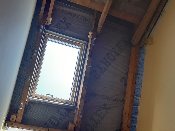 Ocieplenie i izolacja TermoPianą OK poddasza strychu  województwo śląskie, Studzienice